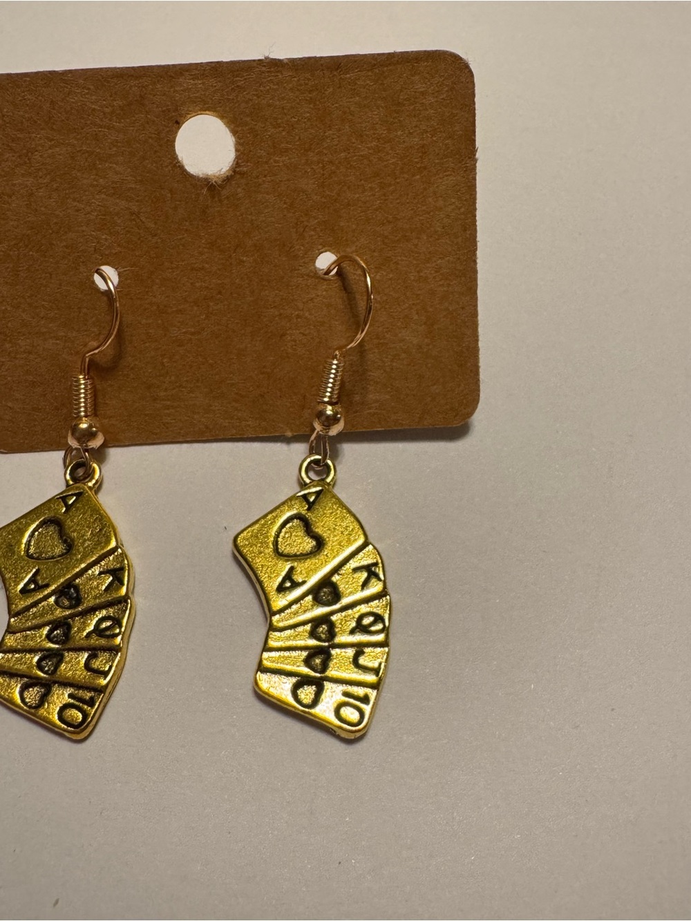 Gold Tone Poker Cards Country Western Drop Earrings - Picture 2 of 4